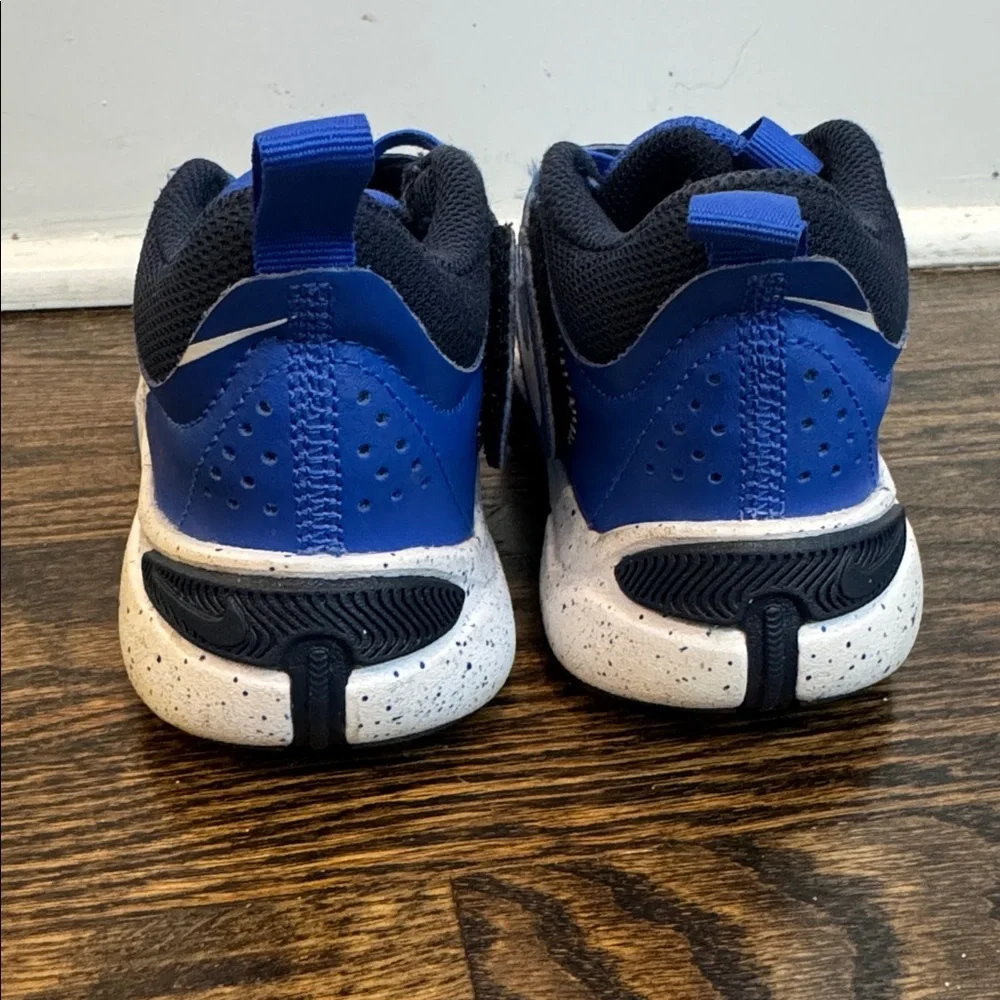 NIKE LITTLE KID TEAM HUSTLE D11 BASKETBALL SHOES Royal Blue Sneakers Velcro